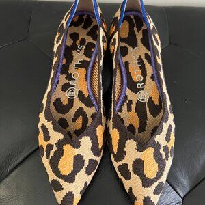 ROTHYS The Point Flat in Big Cat